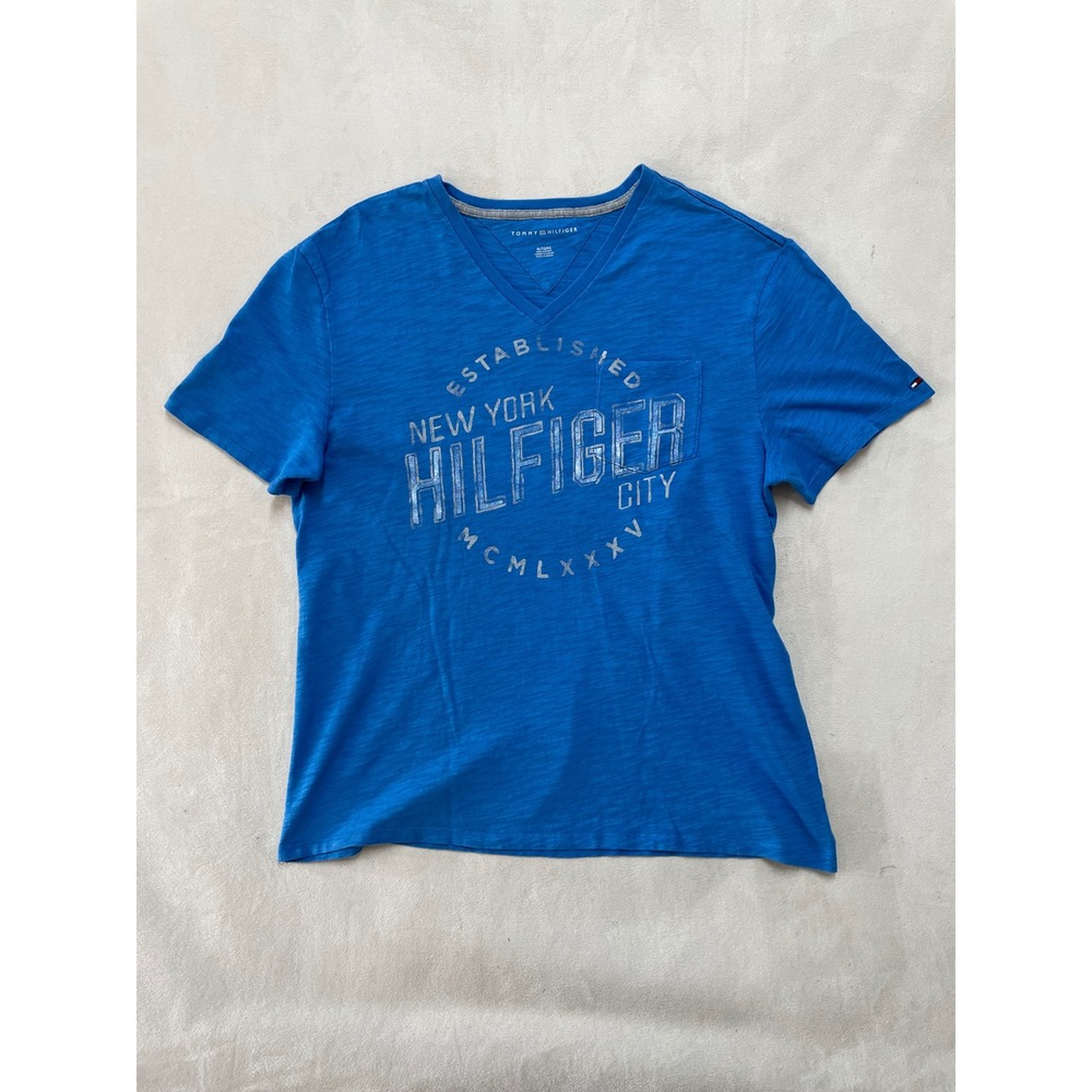 Tommy Hilfiger Mens XL Blue V-Neck Graphic T-Shirt Short Sleeve Slub Knit Pocket